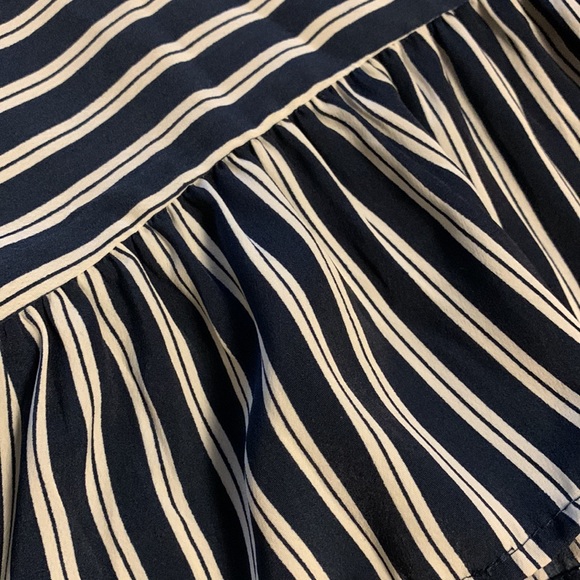 Abercrombie & Fitch. Beautiful striped tank top - Picture 2 of 3